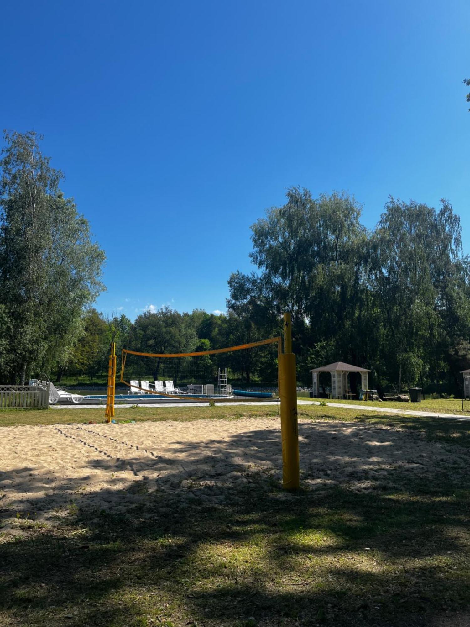 Domki Pod Debami Mojecice Kültér fotó